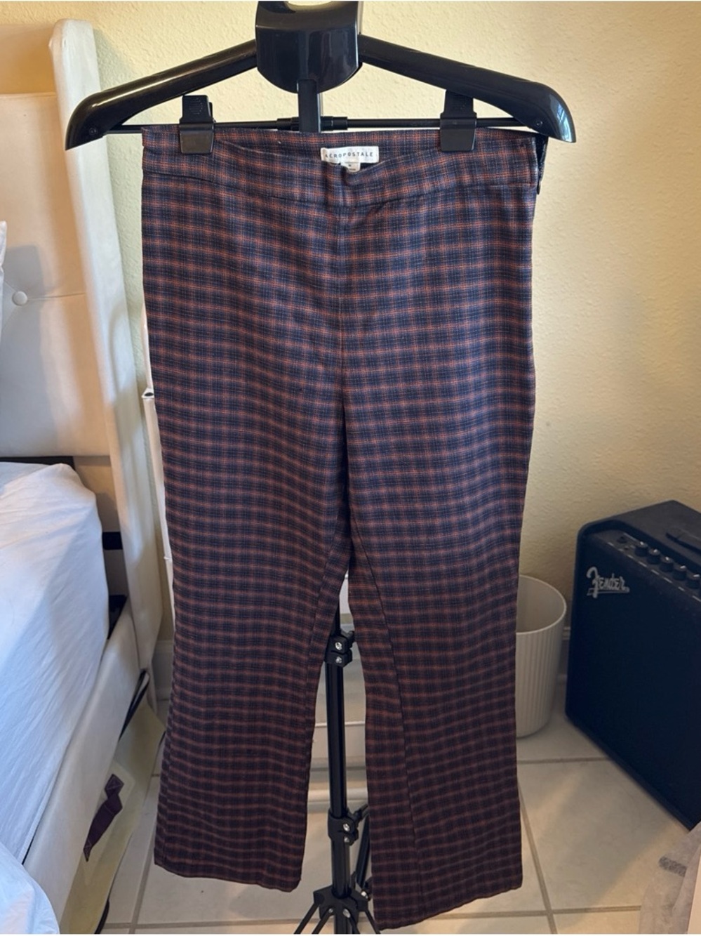 Aeropostale Women’s Brown Plaid Dress Pants